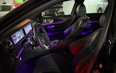 Mercedes-Benz E-Класс, 2017 год, 3 150 000 рублей, 9 фотография