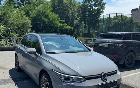 Volkswagen Golf VIII, 2022 год, 1 680 000 рублей, 3 фотография