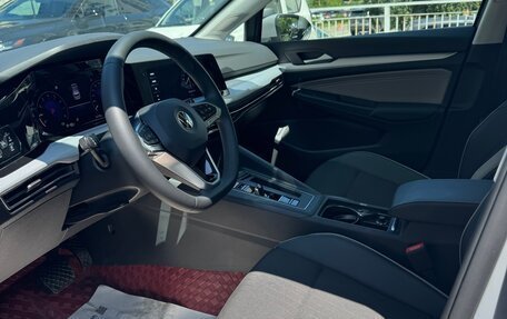 Volkswagen Golf VIII, 2022 год, 1 680 000 рублей, 8 фотография