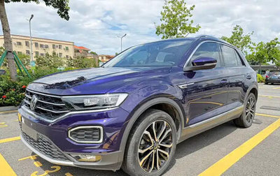 Volkswagen T-Roc I, 2022 год, 1 833 700 рублей, 1 фотография