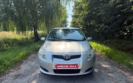Toyota Auris II, 2007 год, 590 000 рублей, 3 фотография