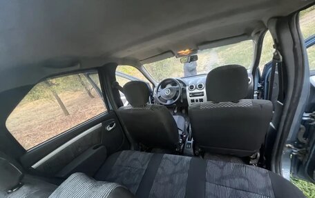 Renault Logan I, 2011 год, 385 000 рублей, 16 фотография