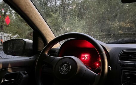 Volkswagen Polo VI (EU Market), 2013 год, 600 000 рублей, 12 фотография