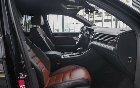 Volkswagen Touareg III, 2018 год, 4 750 000 рублей, 31 фотография