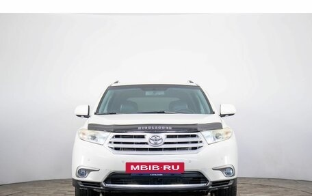 Toyota Highlander III, 2011 год, 1 899 000 рублей, 2 фотография