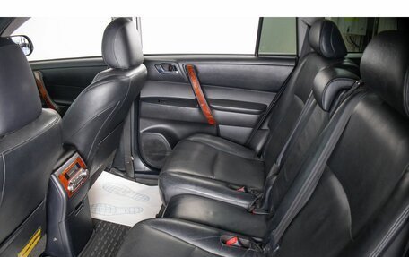 Toyota Highlander III, 2011 год, 1 899 000 рублей, 9 фотография