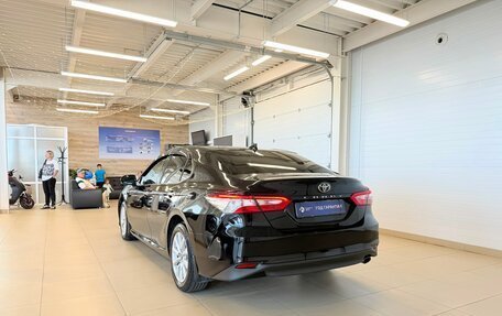 Toyota Camry, 2019 год, 2 999 900 рублей, 4 фотография