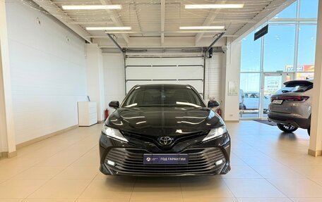 Toyota Camry, 2019 год, 2 999 900 рублей, 9 фотография