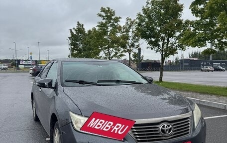 Toyota Camry, 2011 год, 1 100 000 рублей, 1 фотография