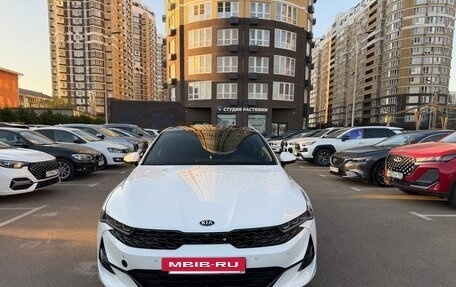 KIA K5, 2021 год, 3 050 000 рублей, 2 фотография