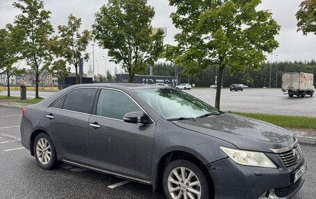 Toyota Camry, 2011 год, 1 100 000 рублей, 2 фотография