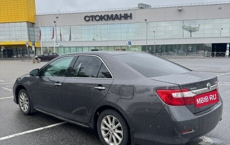 Toyota Camry, 2011 год, 1 100 000 рублей, 4 фотография