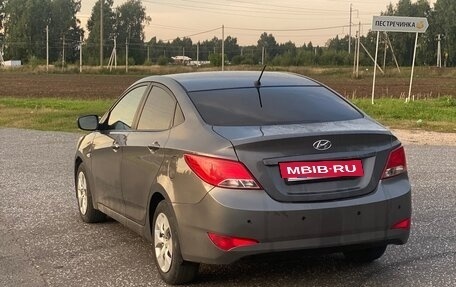 Hyundai Solaris II рестайлинг, 2016 год, 800 000 рублей, 5 фотография