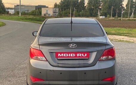 Hyundai Solaris II рестайлинг, 2016 год, 800 000 рублей, 4 фотография