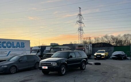 Chevrolet Blazer II рестайлинг, 1997 год, 550 000 рублей, 2 фотография