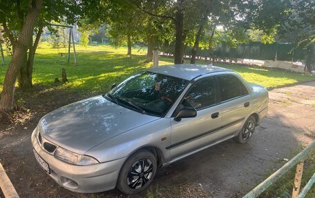 Mitsubishi Carisma I, 1998 год, 175 000 рублей, 2 фотография