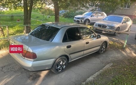 Mitsubishi Carisma I, 1998 год, 175 000 рублей, 5 фотография