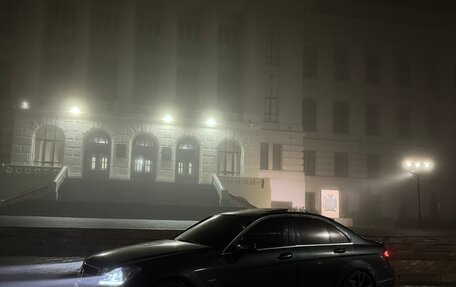 Mercedes-Benz C-Класс, 2008 год, 1 300 000 рублей, 8 фотография