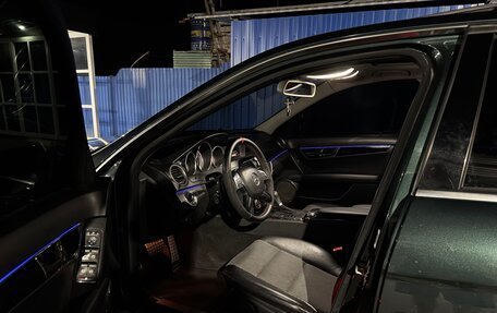 Mercedes-Benz C-Класс, 2008 год, 1 300 000 рублей, 34 фотография