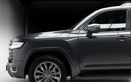 Toyota Land Cruiser, 2024 год, 12 990 000 рублей, 40 фотография