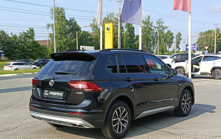 Volkswagen Tiguan II, 2020 год, 2 705 000 рублей, 6 фотография