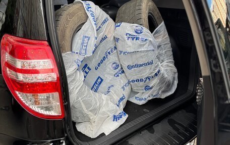 Toyota RAV4, 2011 год, 1 350 000 рублей, 11 фотография