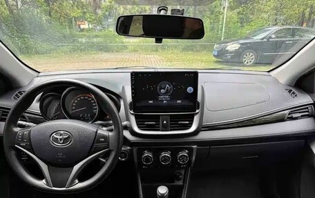Toyota Yaris XP150 рестайлинг, 2021 год, 1 350 000 рублей, 11 фотография