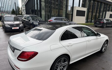 Mercedes-Benz E-Класс, 2020 год, 3 150 000 рублей, 8 фотография