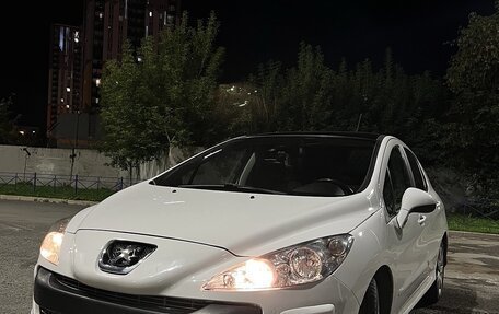 Peugeot 308 II, 2010 год, 570 000 рублей, 2 фотография