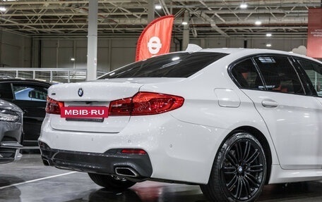 BMW 5 серия, 2018 год, 3 739 700 рублей, 8 фотография