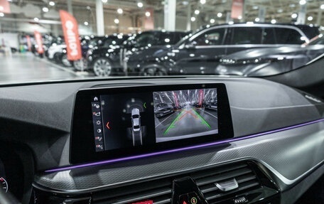BMW 5 серия, 2018 год, 3 739 700 рублей, 19 фотография