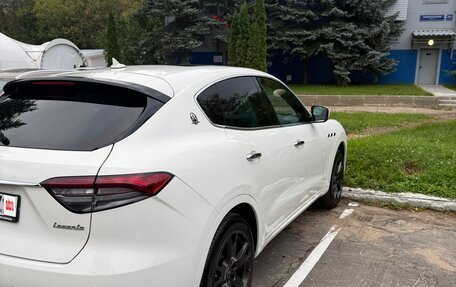 Maserati Levante I, 2020 год, 5 050 000 рублей, 4 фотография