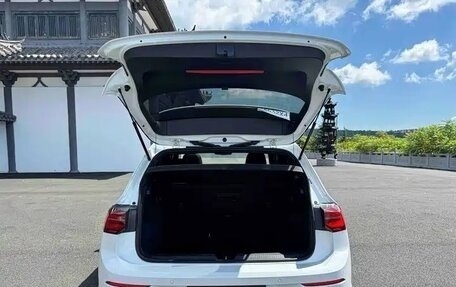 Volkswagen Golf VIII, 2023 год, 1 950 000 рублей, 7 фотография