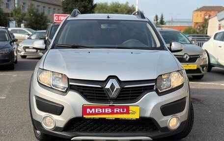Renault Sandero II рестайлинг, 2015 год, 730 000 рублей, 2 фотография