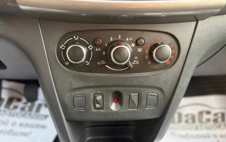 Renault Sandero II рестайлинг, 2015 год, 730 000 рублей, 17 фотография