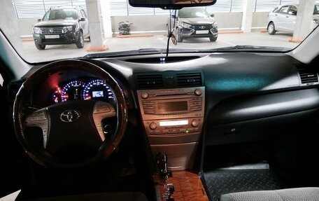 Toyota Camry, 2009 год, 1 500 000 рублей, 4 фотография