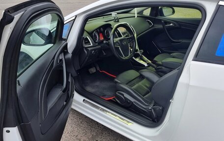 Opel Astra J, 2014 год, 1 350 000 рублей, 10 фотография