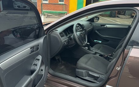 Volkswagen Jetta VI, 2015 год, 1 300 000 рублей, 5 фотография