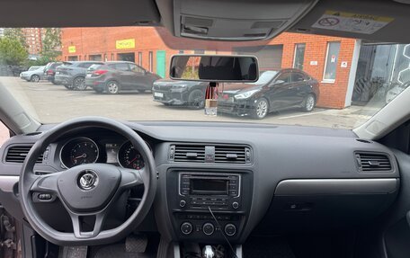 Volkswagen Jetta VI, 2015 год, 1 300 000 рублей, 15 фотография