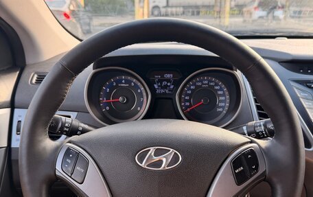 Hyundai Elantra V, 2015 год, 1 000 000 рублей, 1 фотография