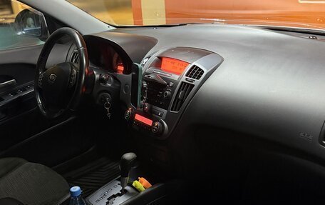 KIA cee'd I рестайлинг, 2009 год, 430 000 рублей, 11 фотография