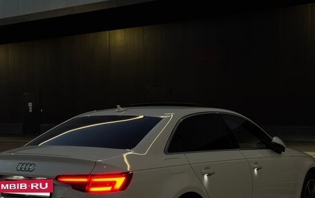 Audi A4, 2019 год, 2 200 000 рублей, 15 фотография