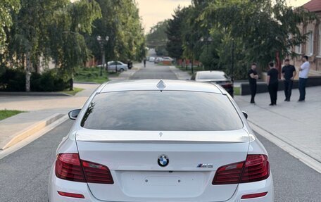 BMW M5, 2013 год, 3 300 000 рублей, 2 фотография