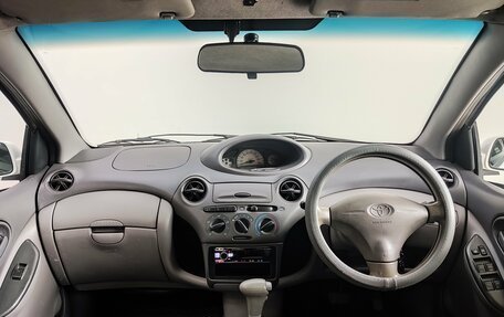 Toyota Platz, 2000 год, 300 000 рублей, 10 фотография