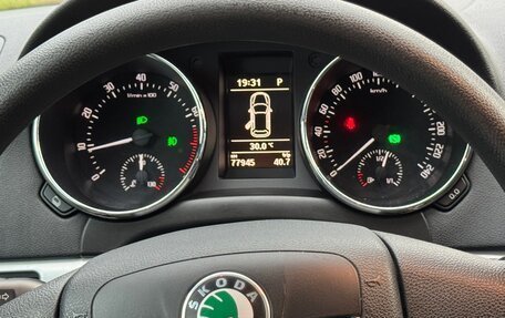 Skoda Yeti I рестайлинг, 2012 год, 1 400 000 рублей, 23 фотография
