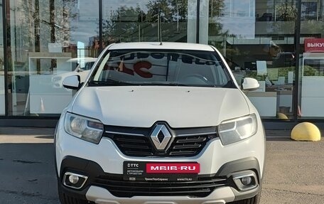 Renault Logan II, 2019 год, 920 000 рублей, 2 фотография