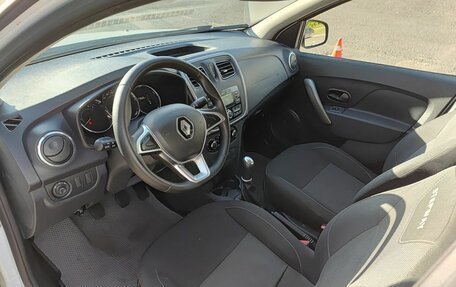 Renault Logan II, 2019 год, 920 000 рублей, 16 фотография