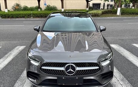 Mercedes-Benz A-Класс, 2022 год, 1 750 000 рублей, 3 фотография