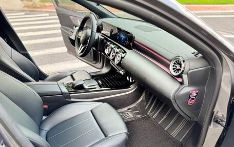 Mercedes-Benz A-Класс, 2022 год, 1 750 000 рублей, 8 фотография