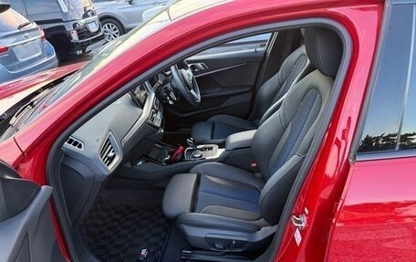 BMW 1 серия, 2022 год, 1 276 911 рублей, 6 фотография